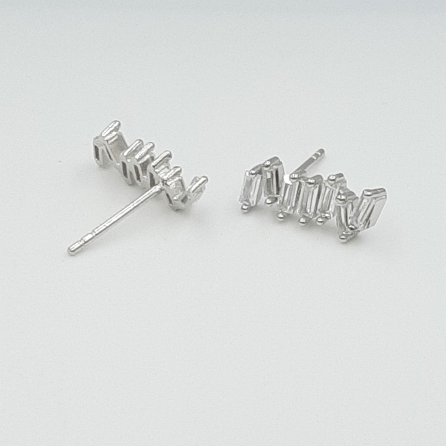 Cubic zirconia Ice Earring