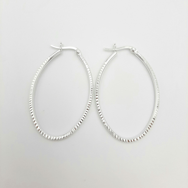 Laser Cut Oval Hoop