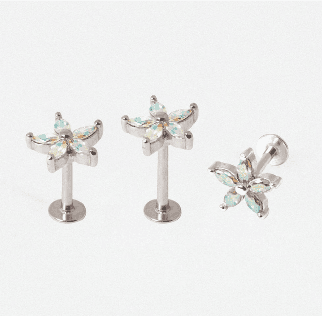 Flower Labret