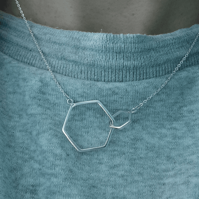The Hexagon Necklace